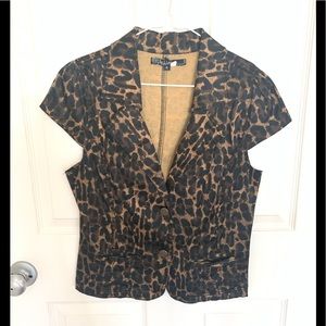 cheetah animal print blazer XL made lil smaller.